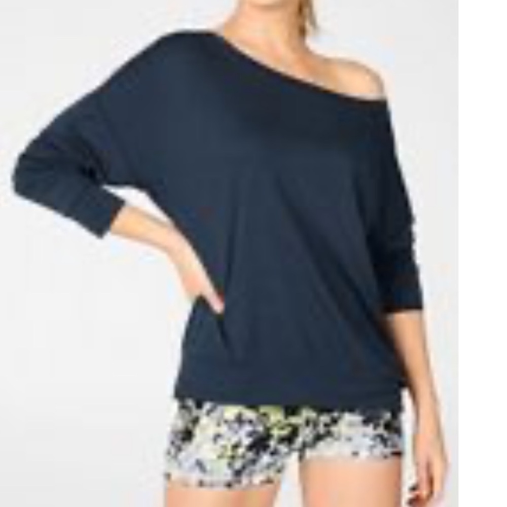 FABLETICS Betty Pullover Top Blue Washed Thunder S Small $50 EUC